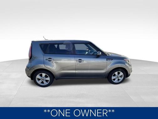2017 Kia Soul Base
