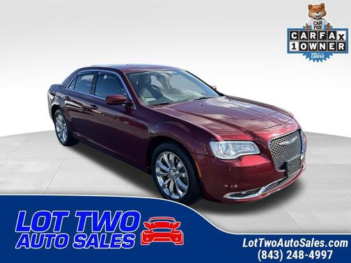 2018 Chrysler 300 Touring