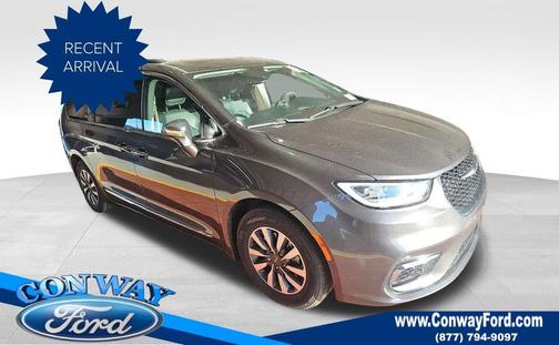 2022 Chrysler Pacifica Hybrid Limited