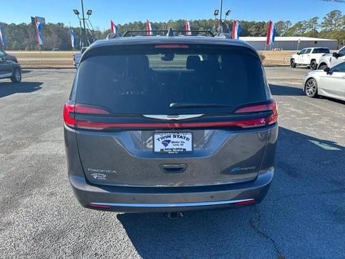2022 Chrysler Pacifica Hybrid Limited
