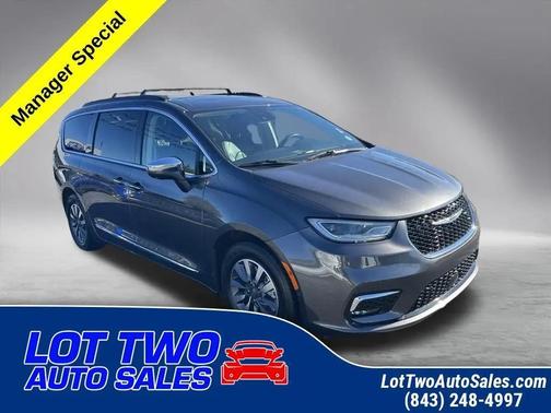 2022 Chrysler Pacifica Hybrid Limited