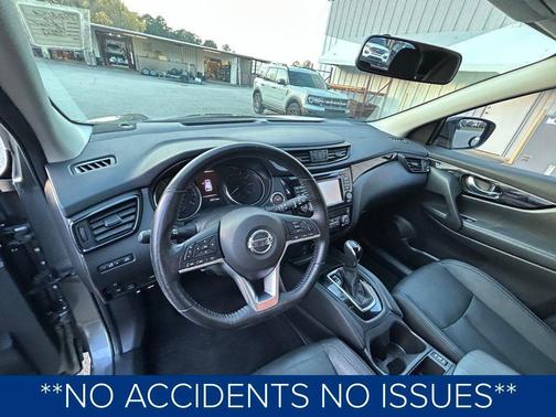 2017 Nissan Rogue Sport SL