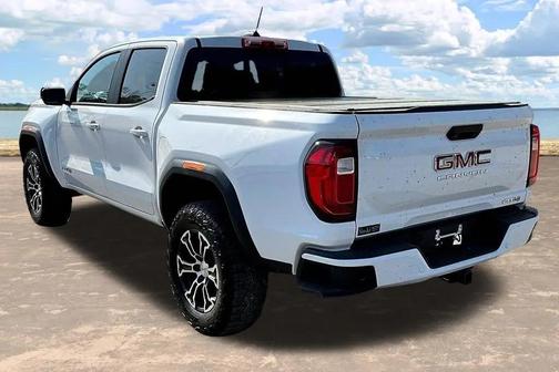 2023 GMC Canyon AT4