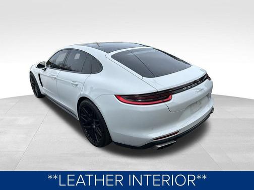 2020 Porsche Panamera 4