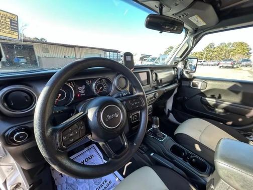 2023 Jeep Wrangler Sport