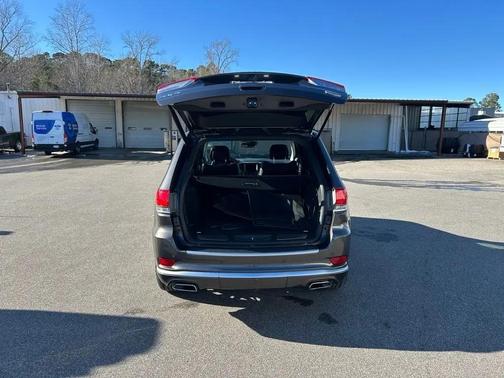 2018 Jeep Grand Cherokee Summit