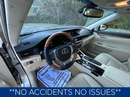 2014 Lexus ES 300h Base