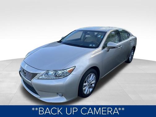 2014 Lexus ES 300h Base