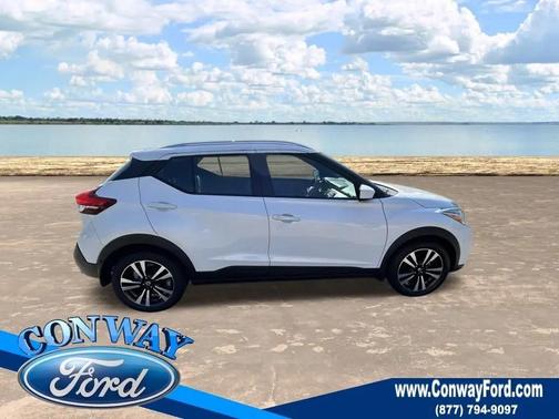 2020 Nissan Kicks SV