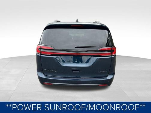 2025 Chrysler Pacifica Limited