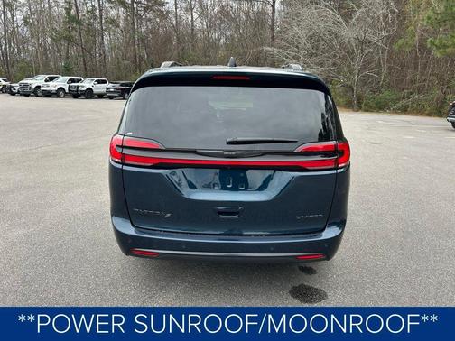 2025 Chrysler Pacifica Limited