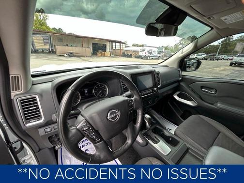 2022 Nissan Frontier SV
