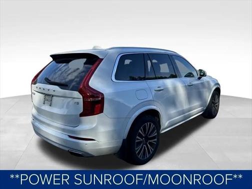 2021 Volvo XC90 T5 Momentum