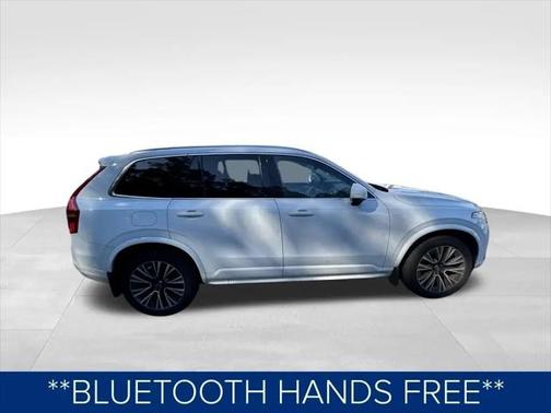 2021 Volvo XC90 T5 Momentum