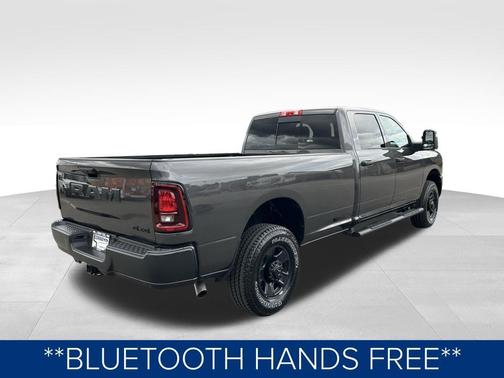 2025 RAM 3500 Tradesman Crew Cab 4x4 8' Box