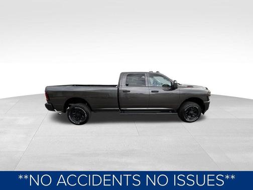 2025 RAM 3500 Tradesman Crew Cab 4x4 8' Box