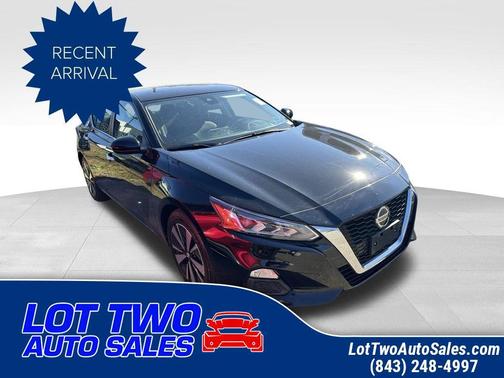 2022 Nissan Altima 2.5 SV