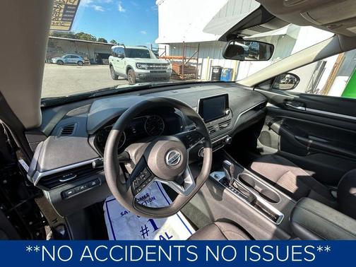 2022 Nissan Altima 2.5 SV