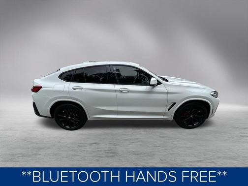 2022 BMW X4 xDrive30i