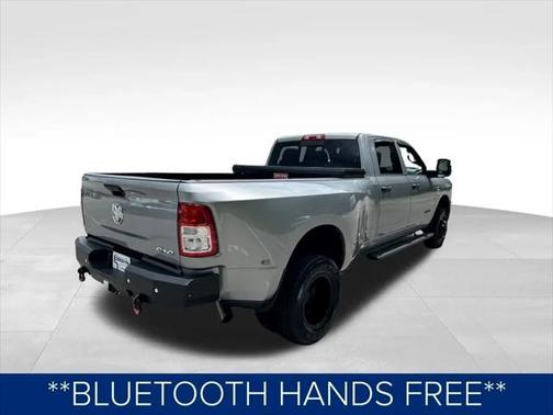 2023 RAM 3500 Tradesman Crew Cab 4x4 8' Box