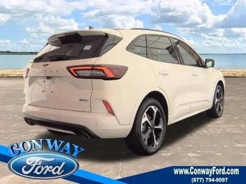 2025 Ford Escape ST-Line Elite