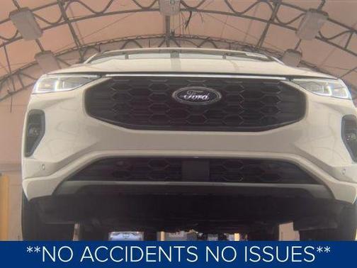 2025 Ford Escape ST-Line Elite