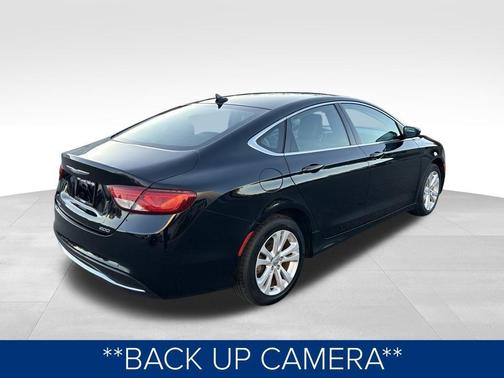 2017 Chrysler 200 Limited