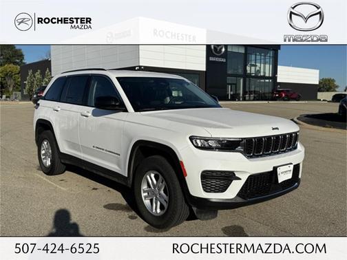 2023 Jeep Grand Cherokee Laredo
