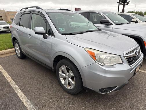 Ice Silver Metallic 2014 Subaru Forester 2.5i Limited