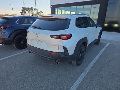 2024 Mazda CX-50 2.5 S Preferred Package