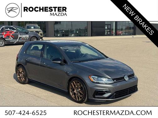 Graphite Metallic 2019 Volkswagen Golf R 2.0T Manual