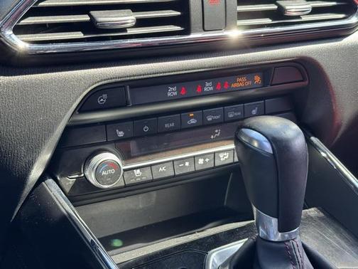 2023 Mazda CX-9 Carbon Edition