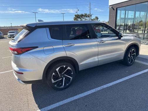 2024 Mitsubishi Outlander SE 2.5 S-AWC