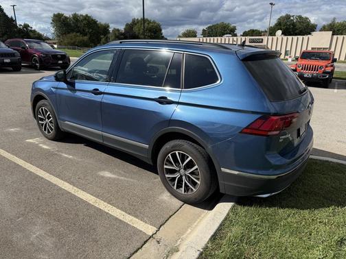 2020 Volkswagen Tiguan 2.0T SE 4MOTION
