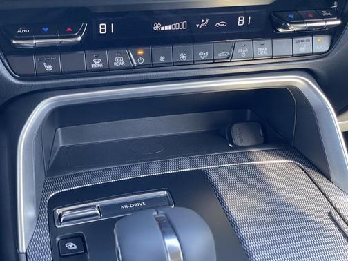 2025 Mazda CX-90 PHEV Base