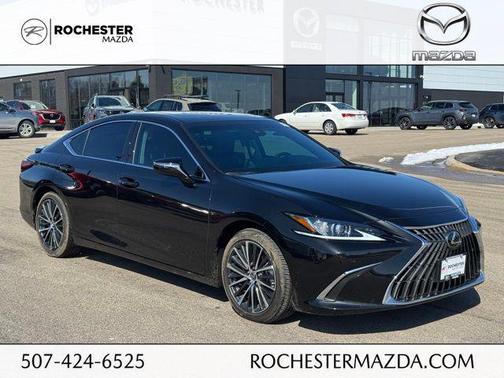 2025 Lexus ES 300h Base