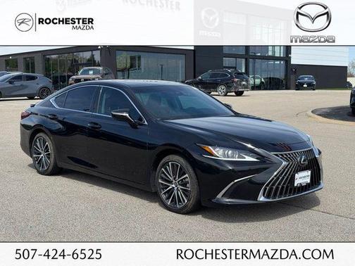 Caviar 2025 Lexus ES 300h Base