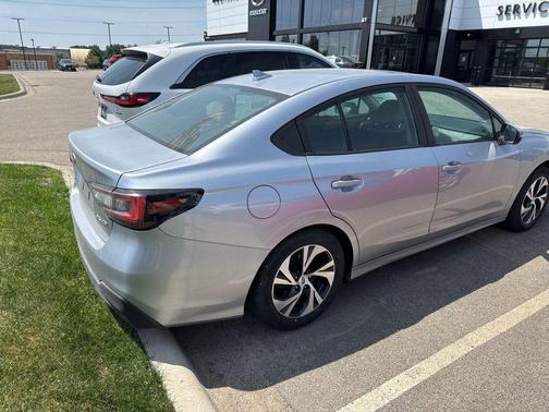 Ice Silver Metallic 2024 Subaru Legacy Premium