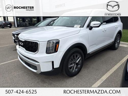 Glacial White Pearl 2023 Kia Telluride LX