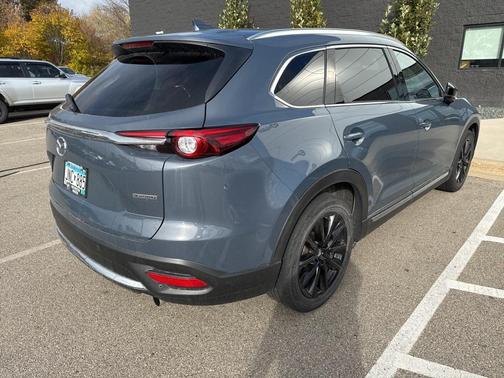 2023 Mazda CX-9 Carbon Edition