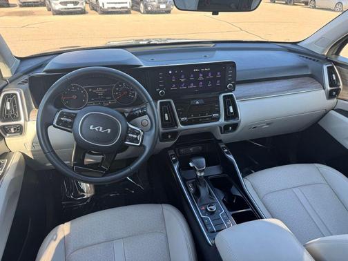Gravity Grey 2022 Kia Sorento S
