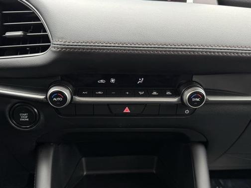 2025 Mazda Mazda3 FWD w/Select Package