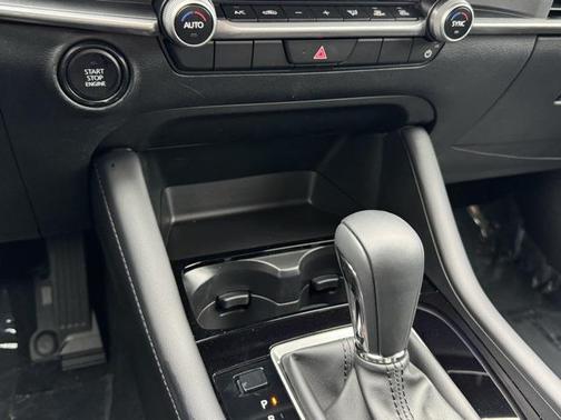 2025 Mazda Mazda3 FWD w/Select Package