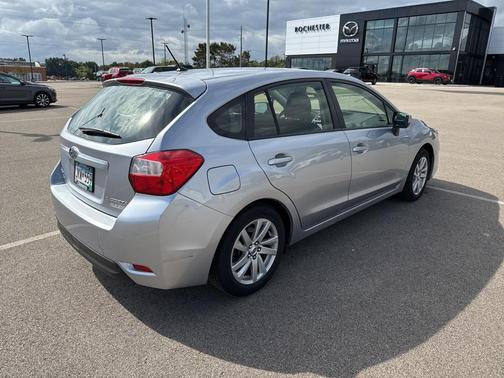 2016 Subaru Impreza 2.0i Premium