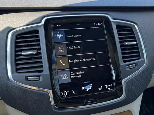 2021 Volvo XC90 Recharge Plug-In Hybrid T8 Inscription Expression 7 Passenger