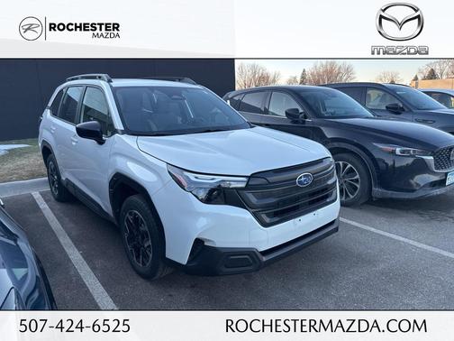 2025 Subaru Forester Base