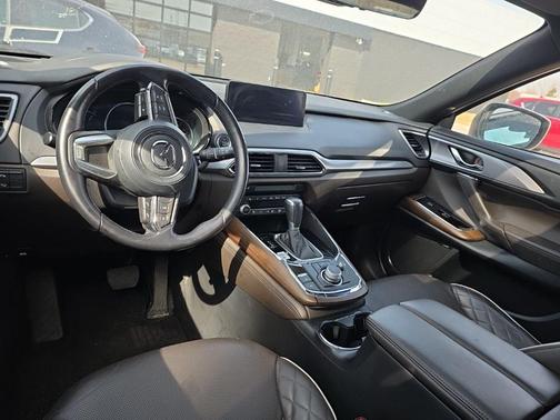 Snowflake White Pearl Mica 2023 Mazda CX-9 Signature