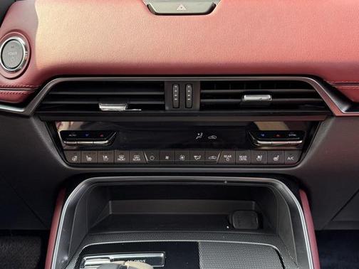 2025 Mazda CX-70 PHEV Premium Plus Package