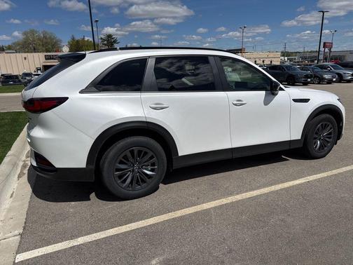 Rhodium White Premium 2025 Mazda CX-70 3.3 Turbo Preferred Package