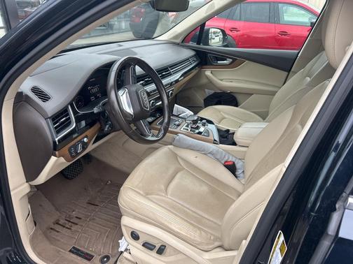 2017 Audi Q7 3.0T Prestige